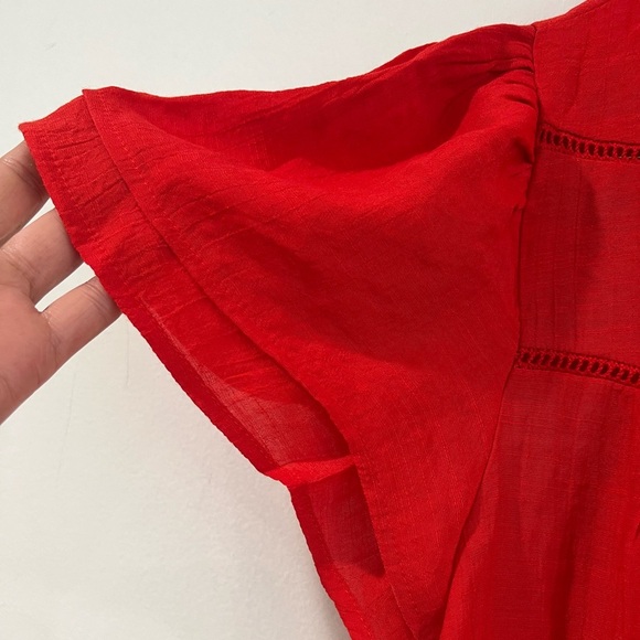 Nanett Lepore red blouse three lined buttons shortbell sleeves Vneck Sz M NWT - Picture 3 of 11